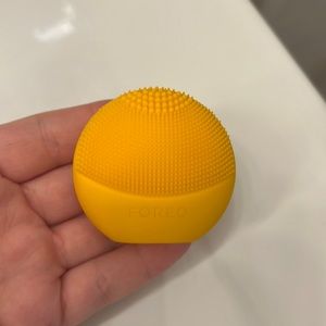 Mini Foreo Face Cleaner